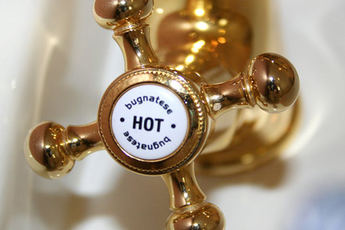 Hot Water System Installation. Oleada Electrical servicing Bardon, QLD 4065
